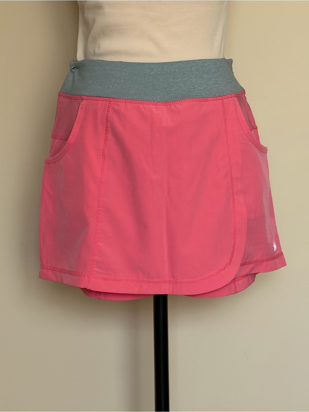 Kyodan Coral Pink Active Skort with Gray Waistband
